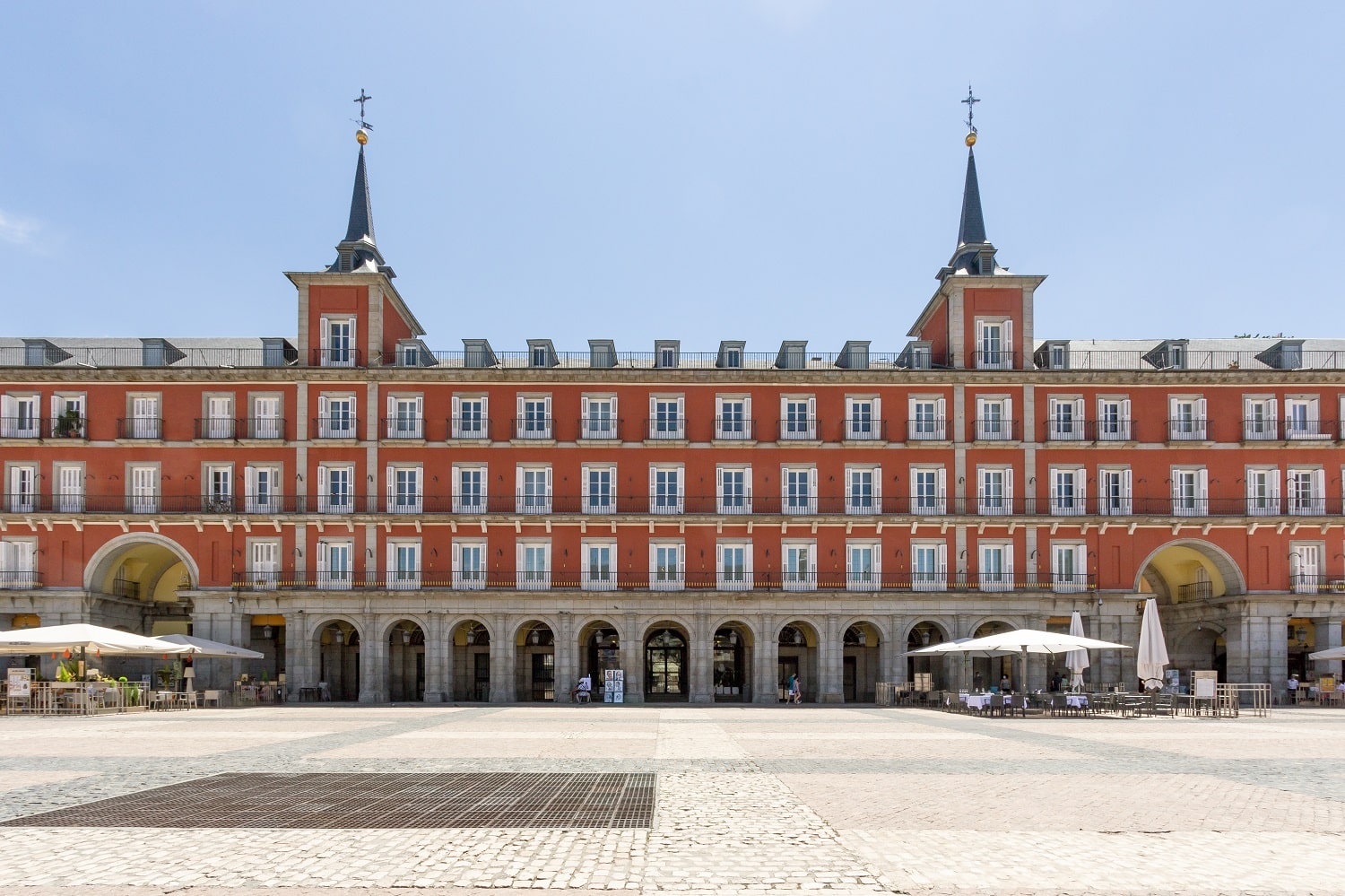 Pestana Plaza Mayor - Arts and Leisure